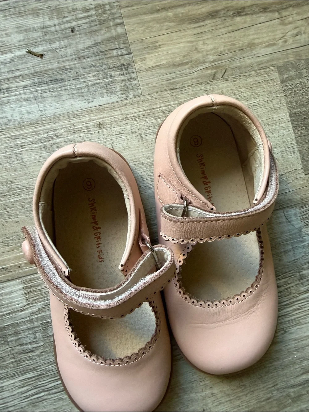 Toddler Pink Mary Jane Dress Shoes with Scallop Trim